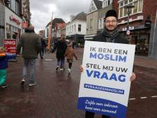 Amersfoorters bevragen jonge moslims op straat over de islam: ‘Regelmatig misverstanden over ons geloof’