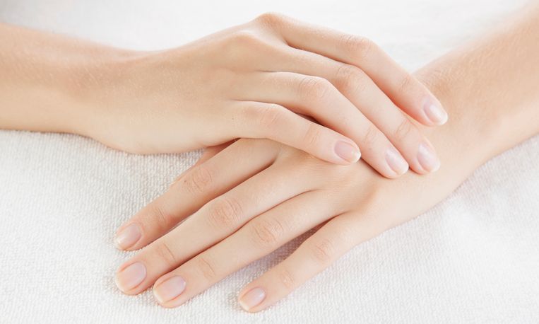 Dit Is De Oorzaak Van Die Witte Vlekjes Op Je Nagels Libelle 
