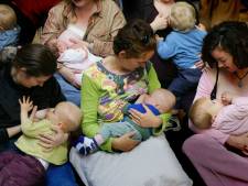 Borstvoeding op straat levert vrouw klappen op