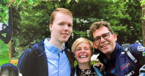 Massale zoekactie op komst naar vermiste Dennis. 'Steun is hartverwarmend', zegt vader Gerard - De G