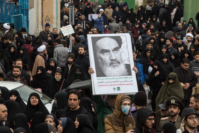 Teheran, Iran: mensen verlaten het vrijdaggebed onder leiding van Ali Khamenei.
