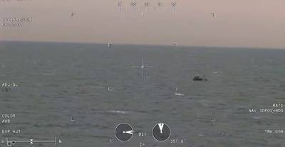 KIJK. Defensie vernietigt Duitse zeemijn van een ton op afstand van kust