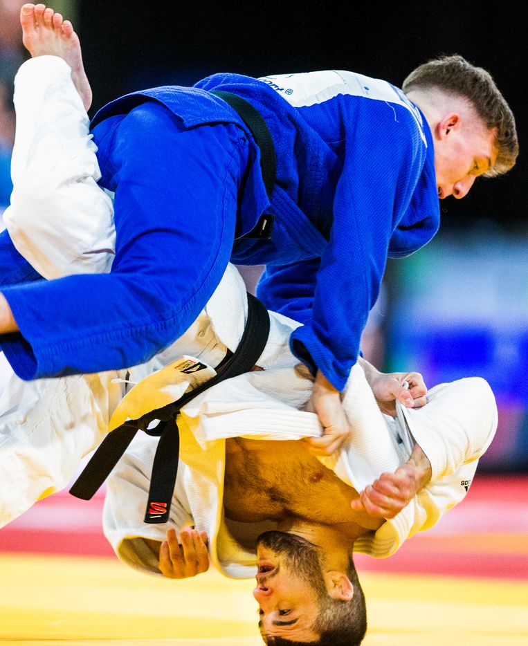 Judoka Tornike Tsjakadoea weet op de tatami het beste van ...