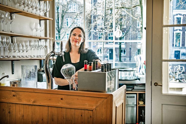 Zij moeten nog langer dicht blijven: 'Of we begin mei nog bestaan? Durf ik niet over te denken' - Vo