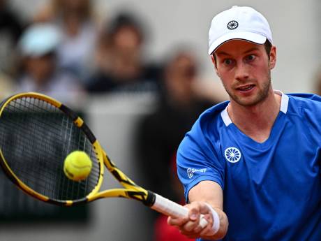 Botic van de Zandschulp sneuvelt in derde ronde Roland Garros tegen imponerende Rafael Nadal