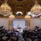 Macron werkt zich bij sluitstuk van het nationale debat handig door ‘het grote mondelinge examen’