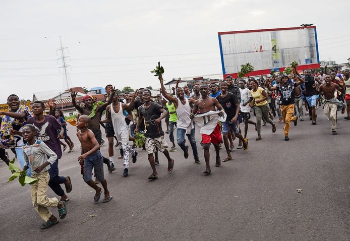 Aanhangers van Tshisekedi vierden de overwinning op straat, hier in Kinshasa.