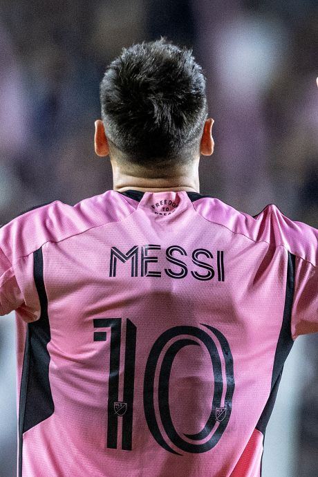 Lionel Messi: “J’ai accompli tous mes rêves, mais je veux encore jouer le plus longtemps possible” 