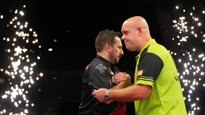 Michael van Gerwen verliest ‘fenomenale partij’ in Premier League: ‘Nog steeds niet die zege die ik wilde’