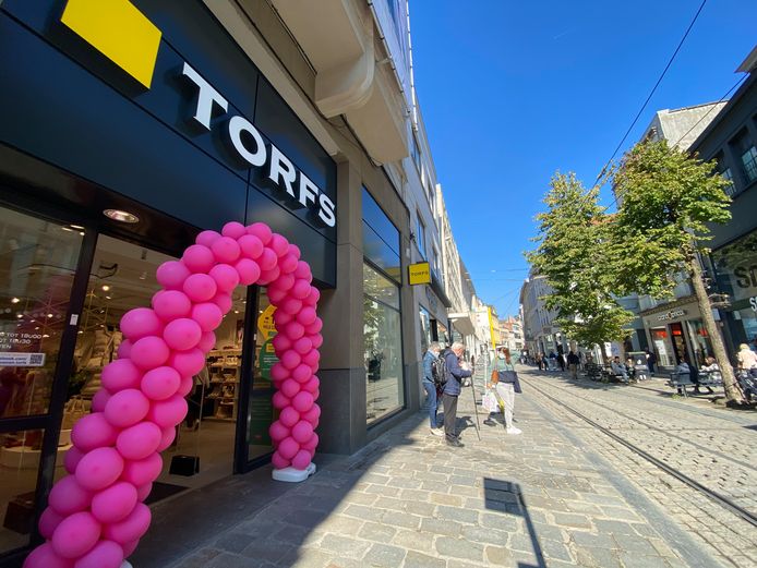 Nieuwe super Torfs geopend in Veldstraat Zowel vrouwen mannen