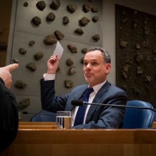 Verhoging van uitgaven voor defensie is voor minister Veldkamp nog niet aan de orde   