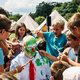 Dodo's, acrobaten en kartonnen gezinstentjes: op Wonderweekend is het verwonderde gezin de hoeksteen