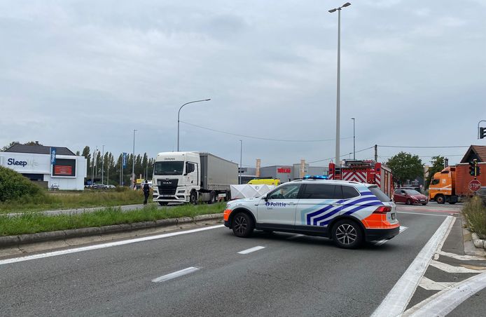 De politie en de brandweer zijn ter plaatse.