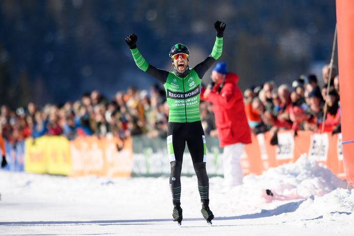 Crispijn Ariens wint de Alternatieve Elfstedentocht op het natuurijs van de Oostenrijkse Weissensee.
