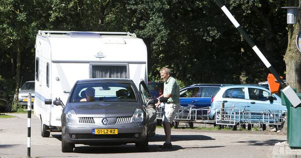 Horrorvakantie: meisje (6) door caravan overreden | Binnenland - AD.nl