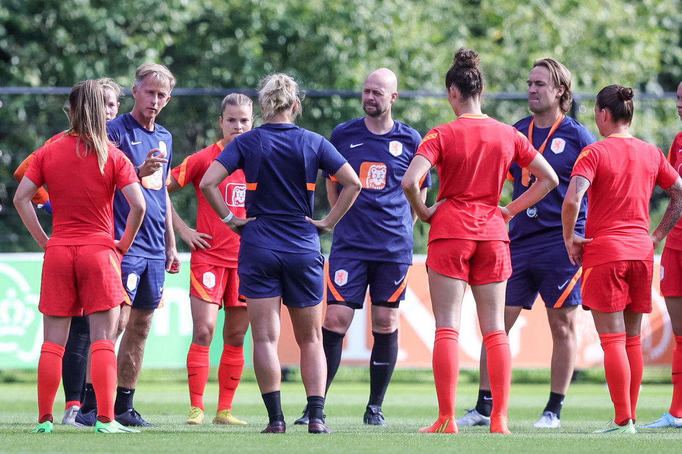 shanice-van-de-sanden-terug-bij-oranje-leeuwinnen-ik-weet-dat-ik-iets