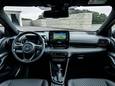 Het interieur van de Toyota Yaris Hybrid.