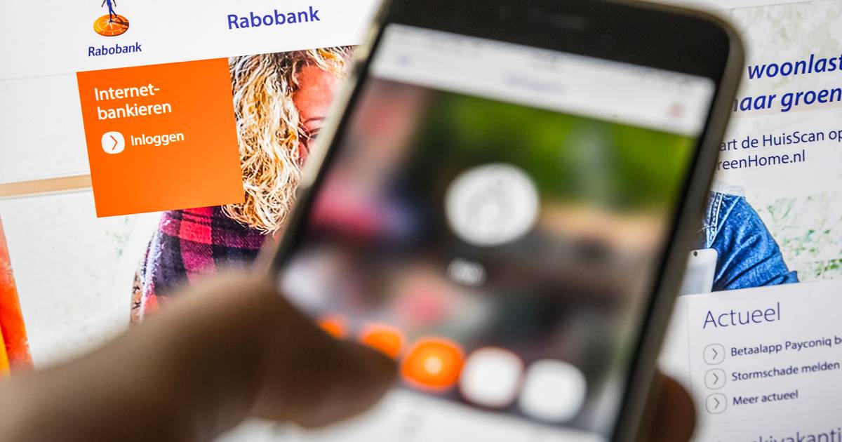 Rabobank paar uur onbereikbaar door storing: duizenden meldingen van ...