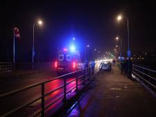 Zwolle staat vast in avondspits door aanrijding op IJsselbrug, én kapotte vrachtwagen op A28