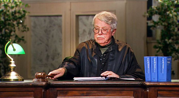 Mr. Frank Visser.