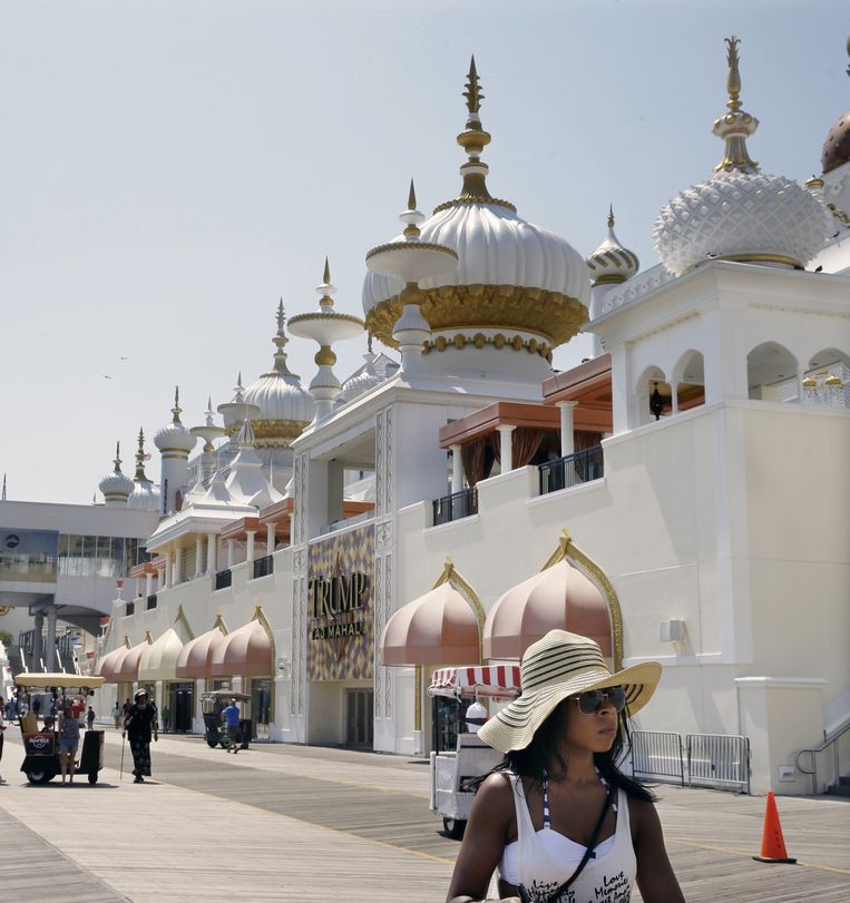 Atlantic City nu: casinohotel Trump Taj Mahal heeft aangekondigd te sluiten. Vier casino's op de Boardwalk gingen dit jaar al dicht. Beeld ap