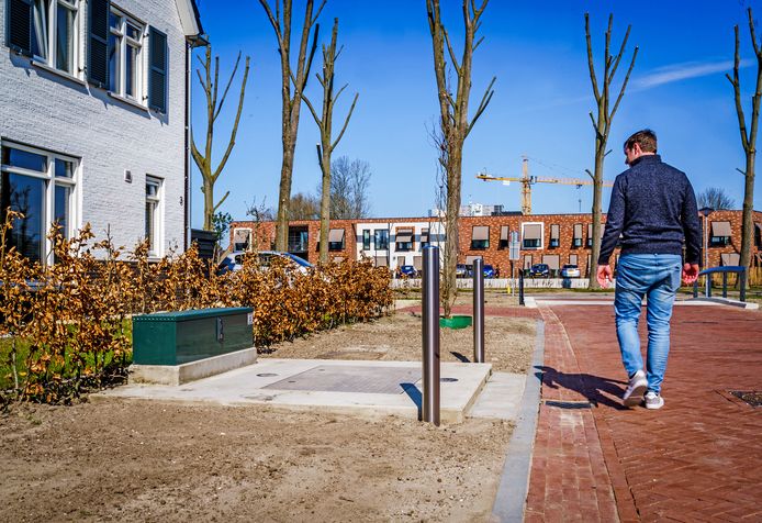 Het verlaagde rioolgemaal voor het woonhuis aan de Hazelaarlaan in Dordrecht.