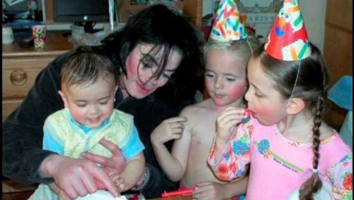 Michael Schreef Nummer Voor Jackson Four Hij En Zijn Drie Kinderen De Morgen