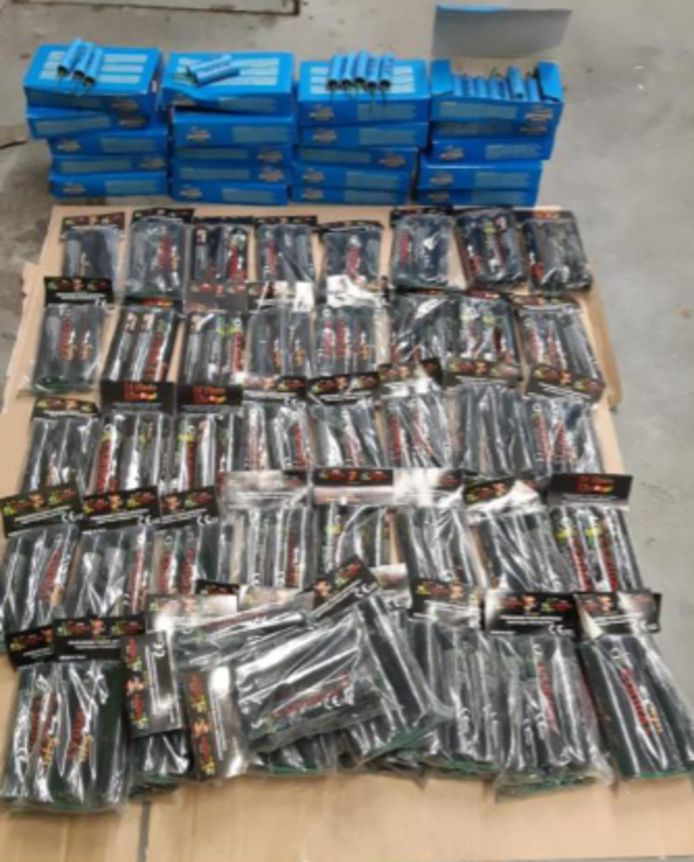 Er werd een grote partij vuurwerk in beslag genomen.