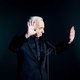 Meer dan een concert wordt een avond Aznavour een vertelling over tijdloosheid