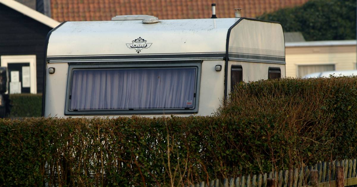 ‘Veere moet optreden tegen minicamping wegens verhuur aan arbeidsmigranten’