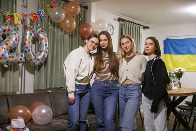 Daniella (22) en Anna (20) uit Oekraïne zijn blij met hun verblijf in Wagenberg: ‘Het is perfect hie