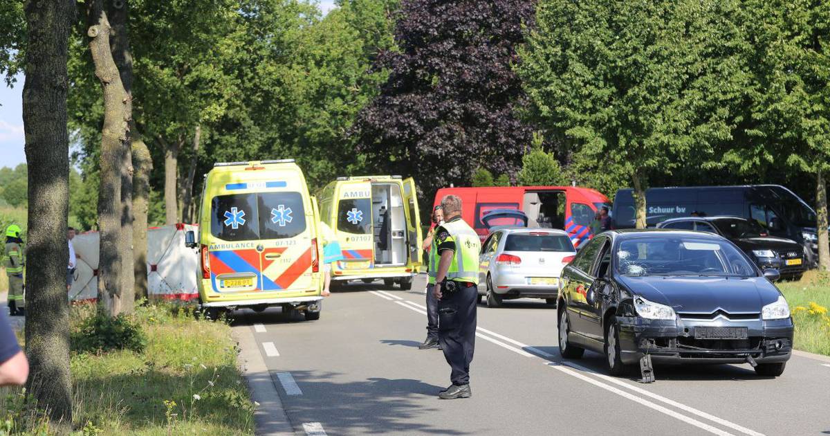 Fietser komt om het leven bij aanrijding bij Kootwijkerbroek.
