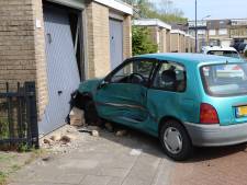 Automobilist ramt garagebox in de Keetenstraat in Zierikzee