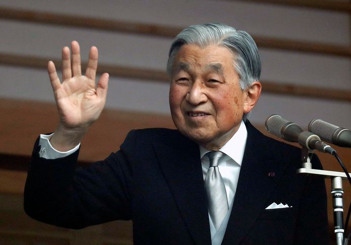 De voormalig keizer van Japan, Akihito, heeft kortstondig het bewustzijn verloren.