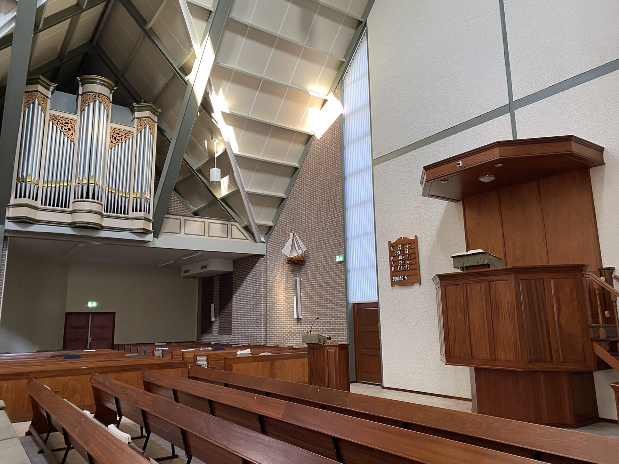 Interieur van de Sionkerk op Urk. Beeld GG Urk