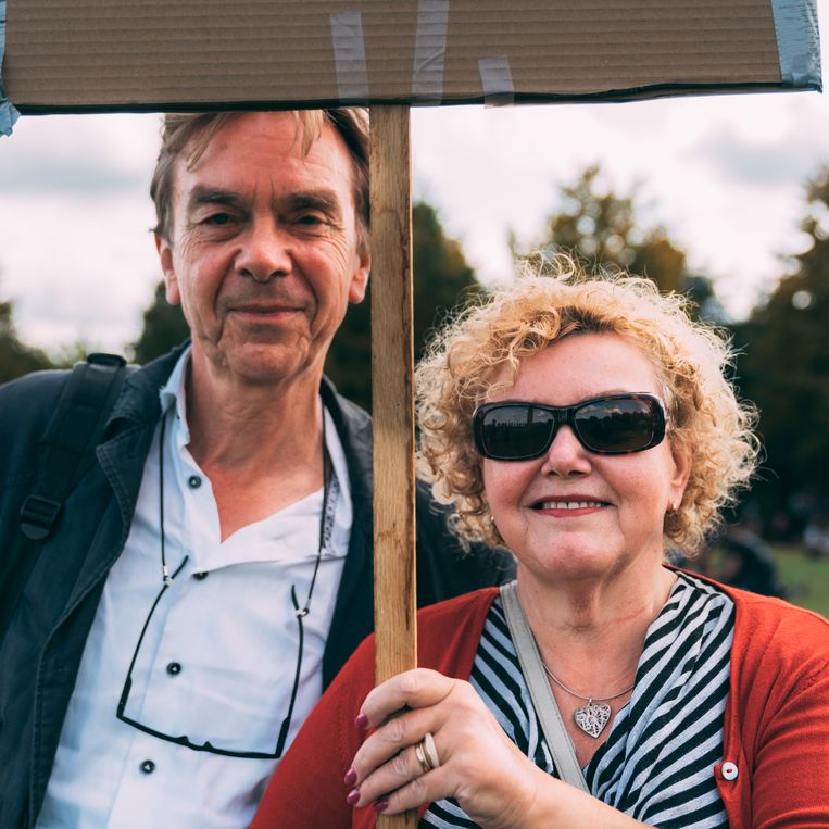 Frans Peterse (63) en Els Stapersma (61). Beeld Rebecca Fertinel