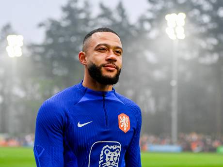 Memphis Depay over bondscoach Koeman: ‘Hoe Ronald is behandeld in Barcelona is echt niet oké’