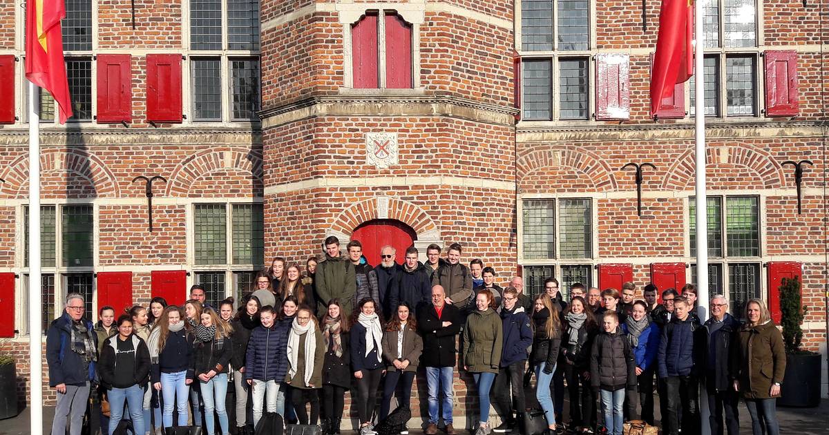 Elzendaalcollege bij beste 5 scholen van Nederland Maasland gelderlander.nl