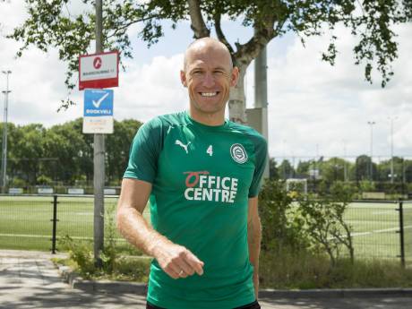 Robben wordt aanvoerder bij FC Groningen: ‘Hij is het ultieme voorbeeld’