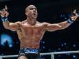 MMA-legende Eddie Alvarez in tranen na diskwalificatie bij rentree 