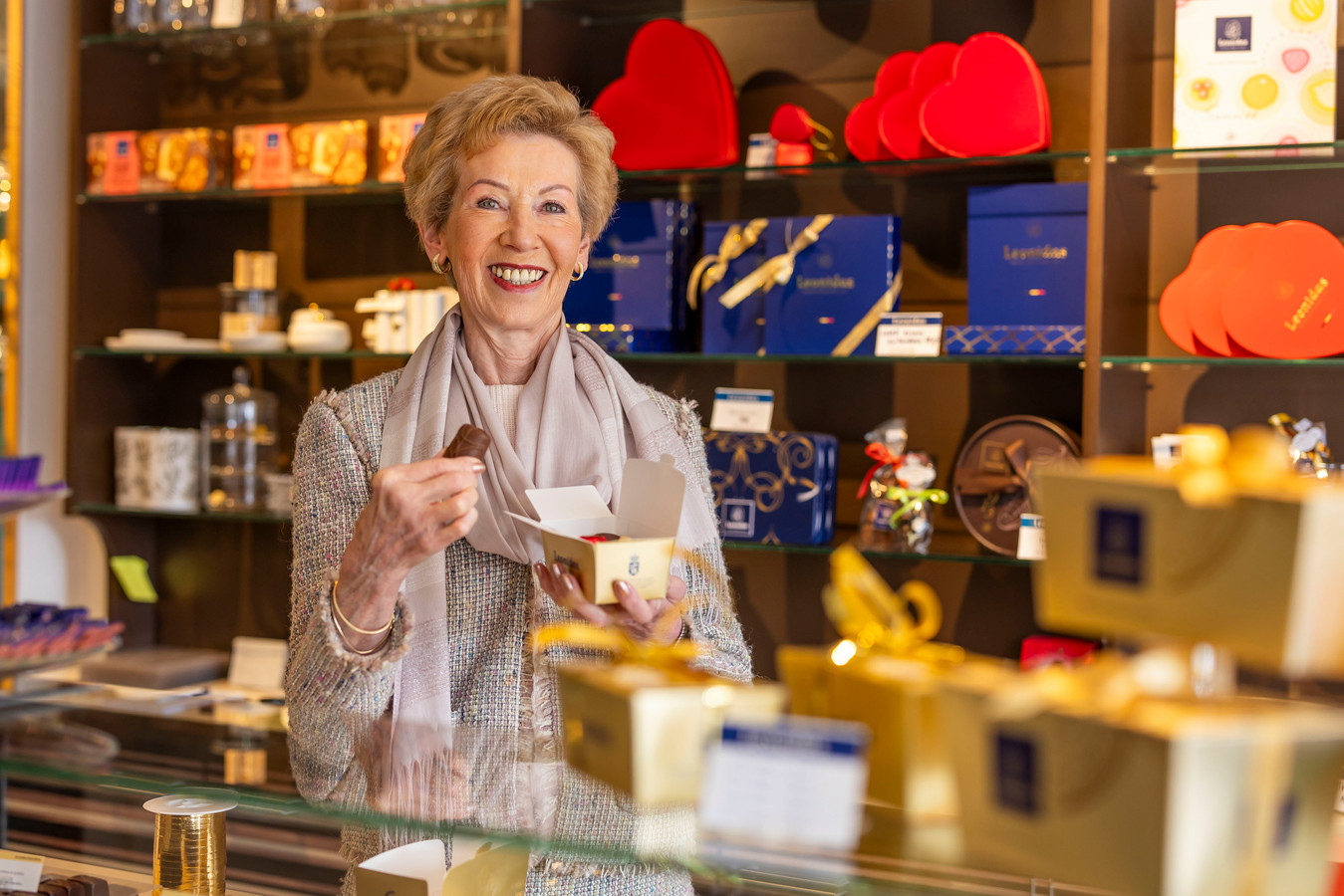 Madame Bonbon Bleu Blanc (75) eet er elke dag één, stopt na 40 jaar ...