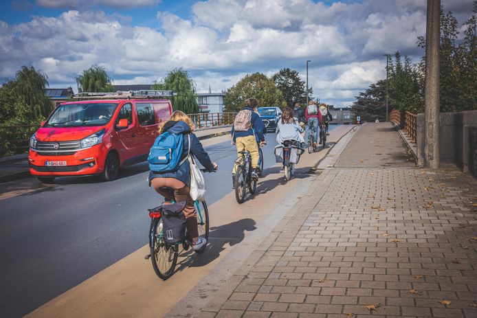 Onder meer in Gentbrugge wordt binnenkort een wijkmobiliteitsplan ingevoerd. Ook de komende jaren staat de mobiliteit in Gent niet stil.