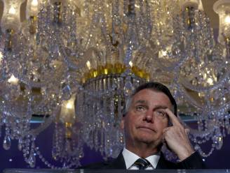 Bolsonaro gaat mogelijk illegaal ingevoerde juwelen uit Saoedi-Arabië inleveren