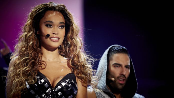 Romy Monteiro Weer Vrijgezel Show Bd Nl Het is inmiddels een rol die bij haar leven hoort. romy monteiro weer vrijgezel show bd nl