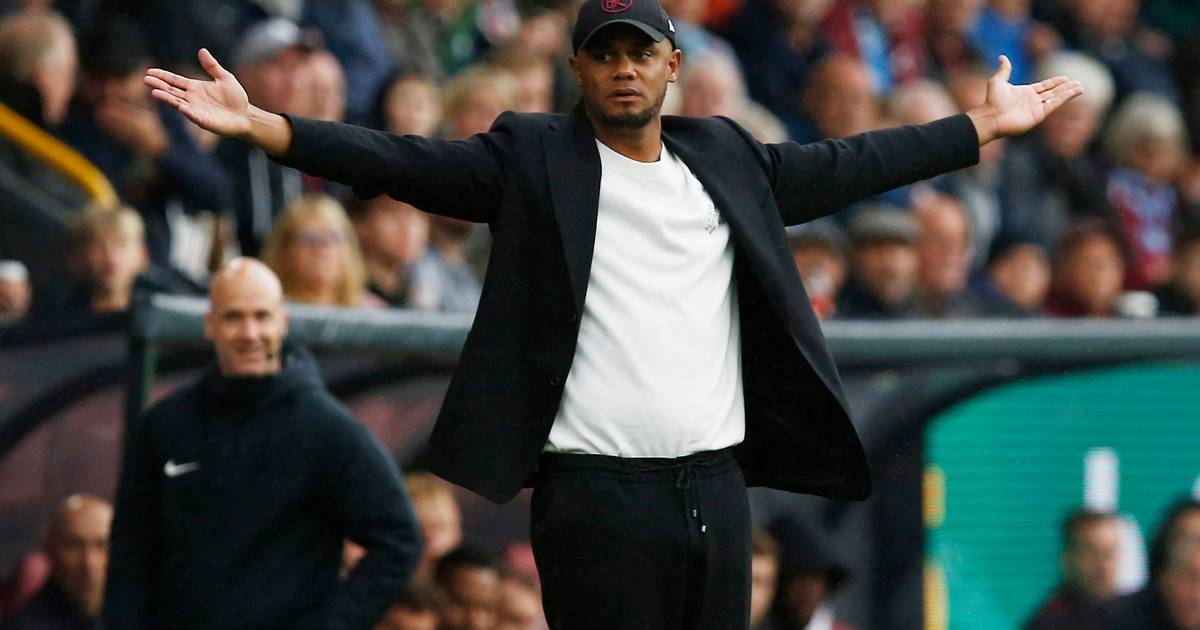 Live Burnley-Aston Villa.  Lyle Foster gives Burnley some hope, but it is quickly crushed  foreign football