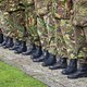 Grootste militaire oefening ooit: normaal doen tegen de vrouwen