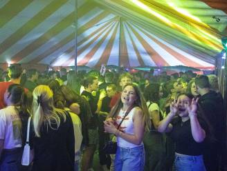 Tropische sportieve feestjes in ‘Vogelwaarde-Bad’