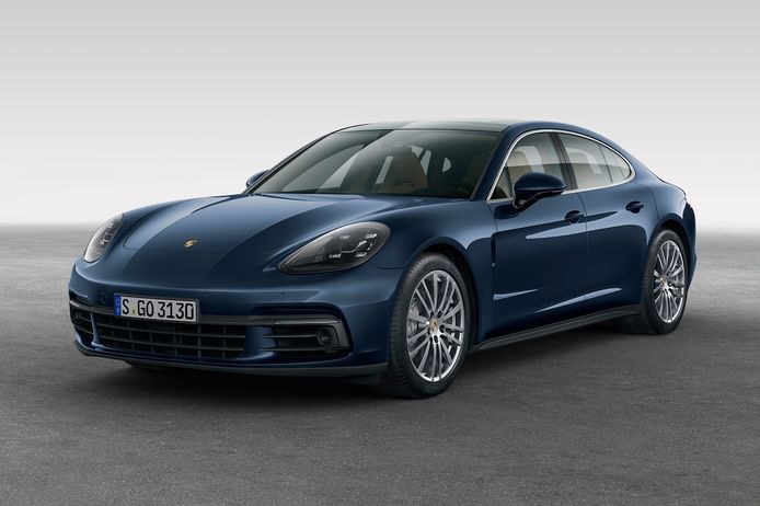 Porsche Panamera 4S.