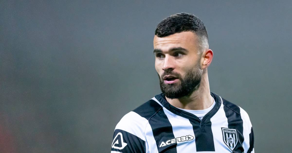 Veelbesproken Rai Vloet maakt transfer naar hekkensluiter in Rusland