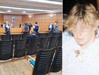 “Ondanks rijverbod reed hij met bromfiets naar woning van Sophie V. om haar te doden”: dader van moordpoging nu ook voor politierechter